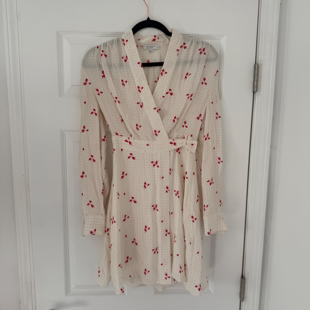 EQUIPMENT FEMME Red Polka Dot Leaf Print Wrap Dress 00 White 100% Silk Girly
